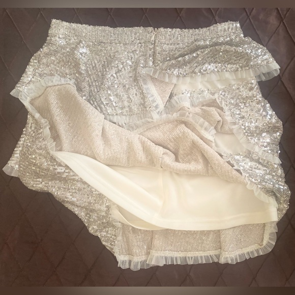 🎀 Endless Rose sequined skirt - XS gorgeous never used Metallic Silver - Picture 2 of 7